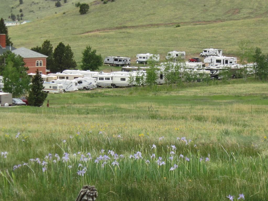 Cripple Creek Hospitality House & Travel Park Hotel Exterior photo